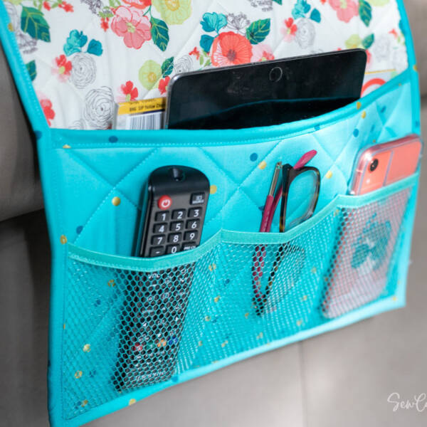 Quilted Couch Remote Control Organizer – Free Pattern