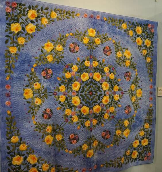 Blooming Beauty: Crafting an Exquisite Embroidered Flower Quilt